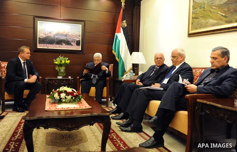 Palestinian President Mahmoud Abbas (Abu Mazen) during a meeting the Russian ambassador in the West Bank city of Ramallah on May 8, 2011. Photo by Thaer Ganaim