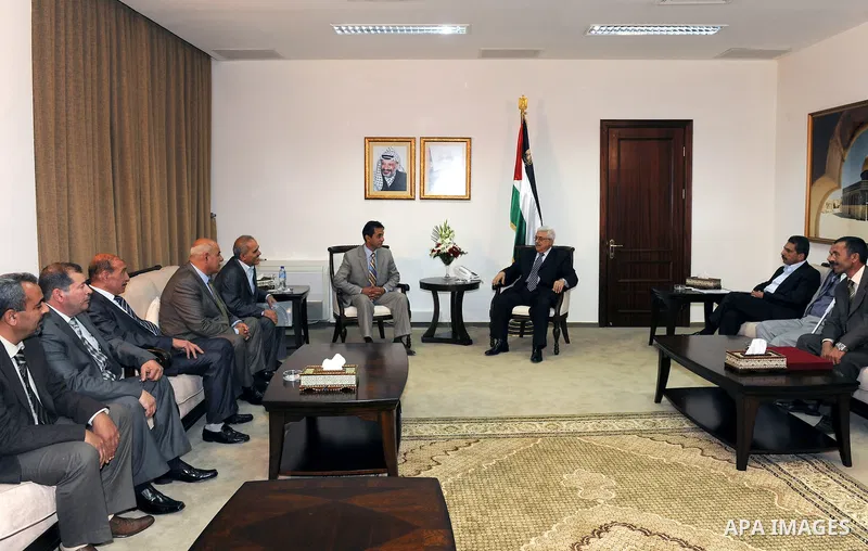 Palestinian President Mahmoud Abbas (Abu Mazen) during his meeting with a delegation from the Palestinian Contractors Union in the West Bank city of Ramallah on May 13, 2011. Photo by Thaer Ganaim