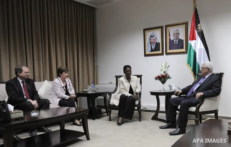 Palestinian President Mahmoud Abbas (Abu Mazen) during a meeting with Valerie Amos, Deputy UN Secretary-General for humanitarian affairs and relief, and Georgieva Christialina, EU Commissioner for International Cooperati...