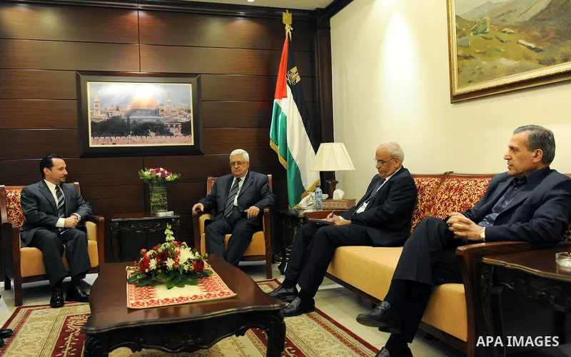 Palestinian President Mahmoud Abbas (Abu Mazen) during a meeting with U.S. Consul-General, in the west bank of Ramallah on May 21, 2011. photo by Thaer Ganaim