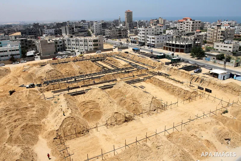 A general view taken on May 22, 2011 shows construction work on two new UN-run schools on the site of the former Palestinian security headquarters in Gaza city which was destroyed by Israel during the 2008-2009 Gaza offe...