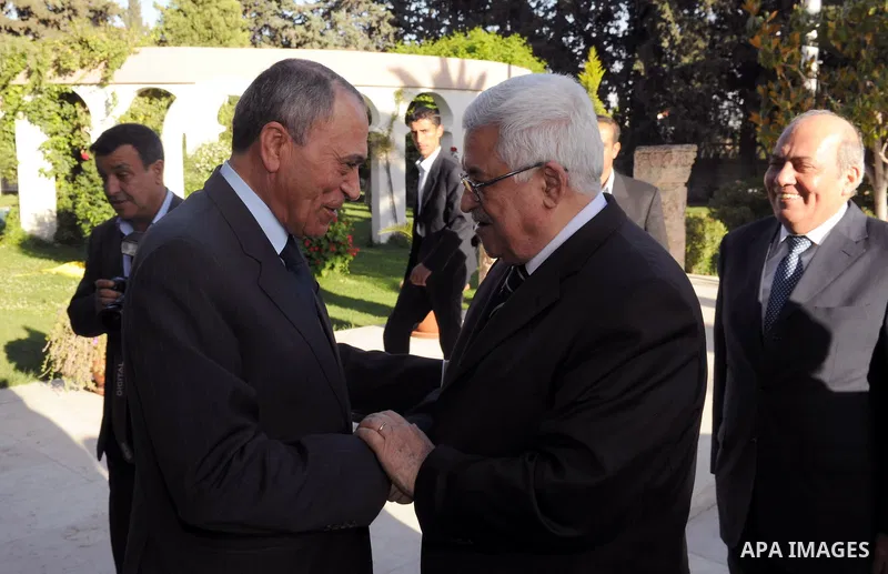 Palestinian President Mahmoud Abbas (Abu Mazen) during a meeting with Jordanian Prime Minister Marouf Al Bakhit in Amman on May 22, 2011. photo by Thaer Ganaim