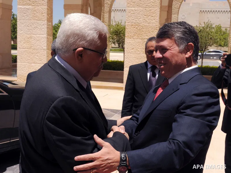 Palestinian President Mahmoud Abbas (Abu Mazen) during a meeting with King Abdullah II in Amman on May 23, 2011. Photo by Thaer Ganaim