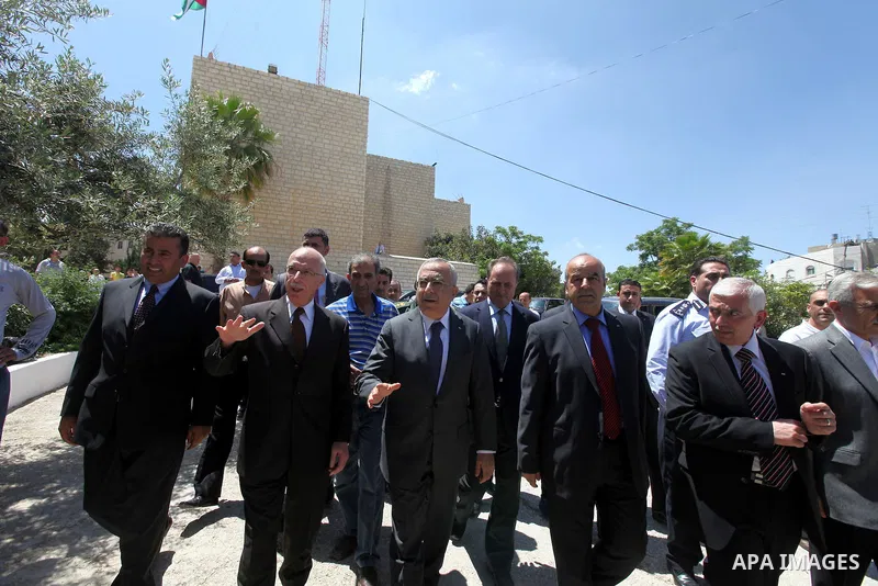 Palestinian Prime Minister Salam Fayyad, during the opening of the Martyr Yasser Arafat's compound for student activities at the University of Hebron on May 30, 2011. Photo by Mustafa Abu Dayeh