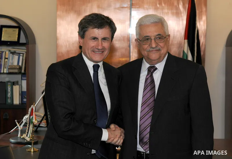 Palestinian President Mahmoud Abbas (Abu Mazen) during a meeting with the Mayor of Rome in Rome on Jun 1, 2011. Photo by Thaer Ganaim