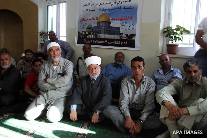 Sheikh Raed Salah, head of the radical wing of the Islamic Movement in Israel participates in a meeting in the old city of Jerusalem, on June 5, 2011 as Israeli security forces go on high alert while Palestinian activist...