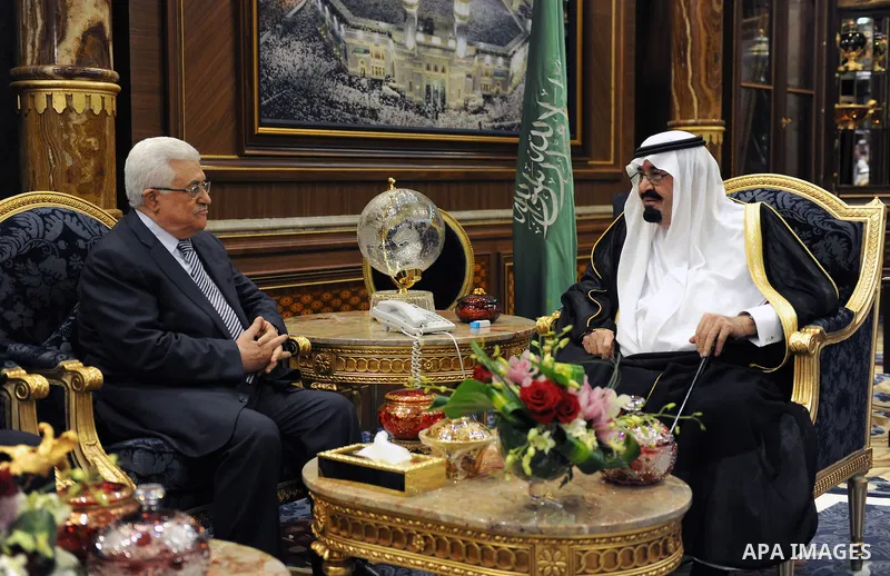 Palestinian President Mahmoud Abbas (Abu Mazen) during a meeting with King Abdullah bin Abdul Aziz in Jeddah on June 13, 2011. Photo by Thaer Ganaim