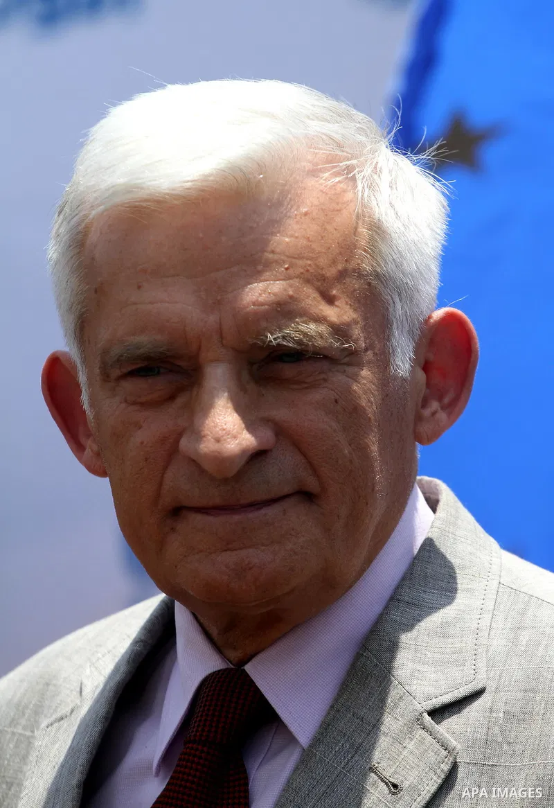 European Parliament President Jerzy Buzek delivers speech during a press conference at UNRWA headquarters in Gaza City on June 13, 2011 . Photo by Mohammed Asad