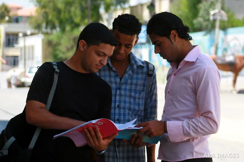Palestinian students make revision before they sit for their final high school exams, known as "Tawjihi" in Gaza city on Jun 15,2011. Photo by Taleb Bashar