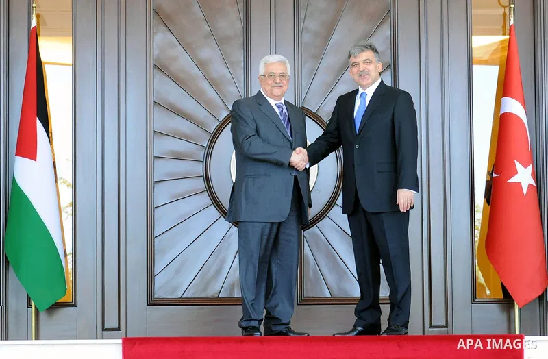 Palestinian President Mahmoud Abbas meets with Turkey's President Abdullah Gul at the Presidential Palace of Cankaya in Ankara, on June 23, 2011. Photo by Thaer Ganaim
