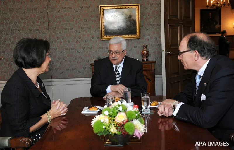 Palestinian president Mahmoud abbas (Abu Mazen) visits the Senate and House of Dutch Representatives on Jun 30,2011. Photo by Thaer Ganaim