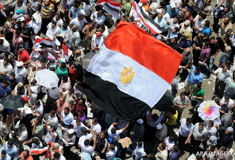 Protesters gather in Tahrir square in Cairo July 8, 2011. Thousands of Egyptians gathered in Cairo's Tahrir Square on Friday to demand faster reforms and the swifter prosecution of former officials from Hosni Mubarak's t...