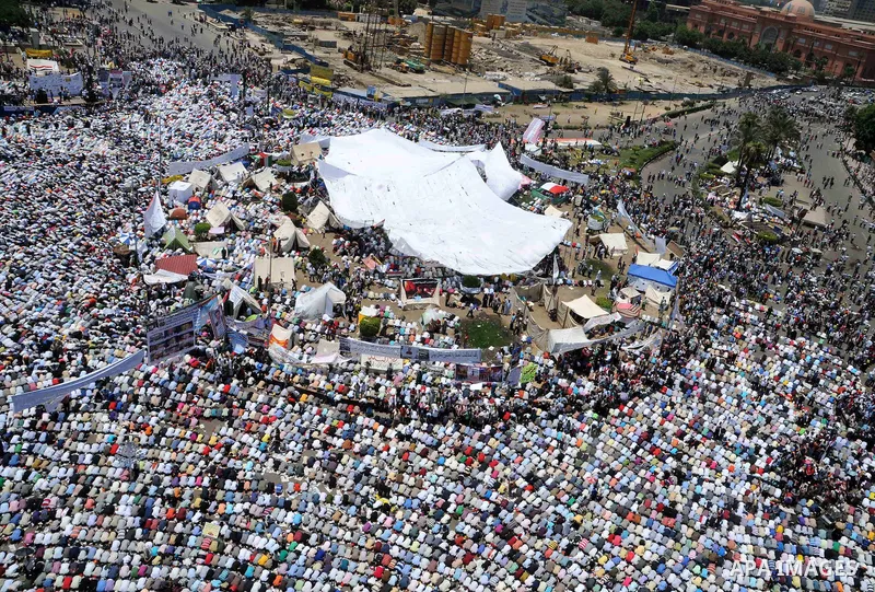 Protesters gather in Tahrir square in Cairo July 8, 2011. Thousands of Egyptians gathered in Cairo's Tahrir Square on Friday to demand faster reforms and the swifter prosecution of former officials from Hosni Mubarak's t...
