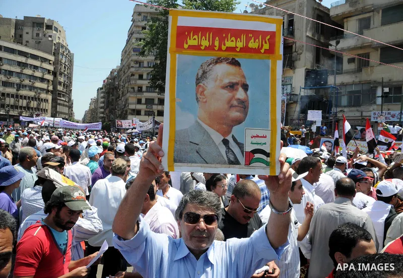 Protesters gather in Tahrir square in Cairo July 8, 2011. Thousands of Egyptians gathered in Cairo's Tahrir Square on Friday to demand faster reforms and the swifter prosecution of former officials from Hosni Mubarak's t...