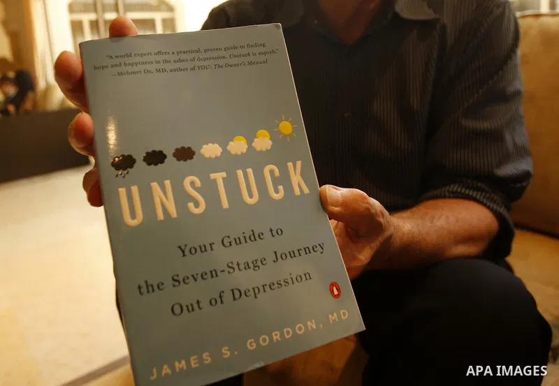 James Gordon, American psychiatrist visits Beit Lahia Center for Disabled Rehabilitation in northern Gaza Strip on July 10, 2011. Gordon, has designed a program in Gaza which work to develop the mentally health, give the...