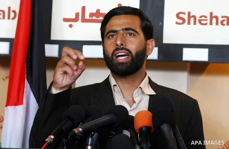 Palestinian Legislative Council member, Mosheer El Masry delivers speech during a press conference in Gaza city on July 12, 2011. Photo by Ashraf Amra