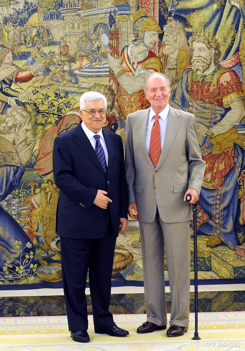 Palestinian President Mahmoud Abbas (Abu Mazen) meets with Spain's King Juan Carlos at Zarzuela Palace in Madrid July 19, 2011. Photo by Thaer Ganaim