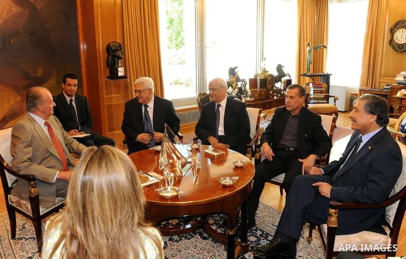 Palestinian President Mahmoud Abbas (Abu Mazen) meets with Spain's King Juan Carlos at Zarzuela Palace in Madrid July 19, 2011. Photo by Thaer Ganaim