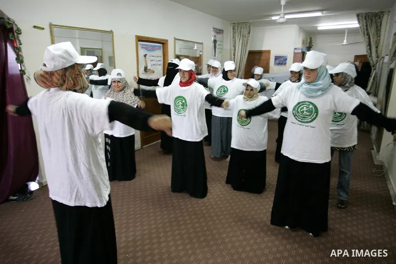 Palestinian women participate in a summer camp organised by the Ministry of Youth and Sports in the southern Gaza Strip town of Rafah on July 23,2011. Photo by Abed Rahim Khatib