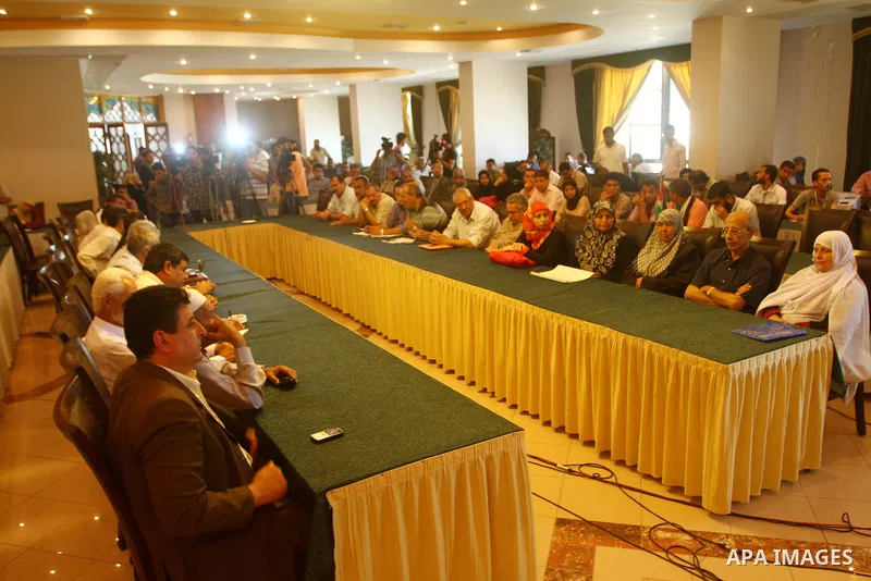 Memebers of the Palestinian Ministry of prisoners during a meeting about the prisoners in Israeli jails in Gaza city on July 25, 2011. Photo by Ashraf Amra