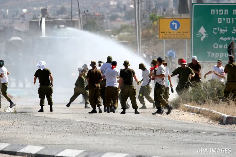 Israeli military forces during a training session at Hawara checkpoint near Nablus in the West Bank on July 26, 2011, where a riot in the Palestinian Authority. Photo by Wagdi Eshtayah