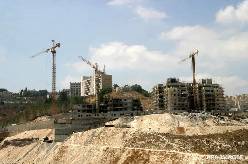 A picture shows the construction site in the Jewish settlement of Harmoun Hanatseev in east Jerusalem on August 16,2011. Photo by Mahfouz Abu Turk