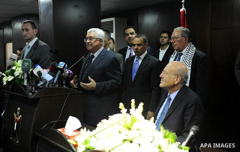 Palestinian president Mahmud Abbas attends the inauguration of the Palestinian embassy in Beirut, Lebanon, Wednesday, Aug. 17, 2011. Photo by Thaer Ganaim