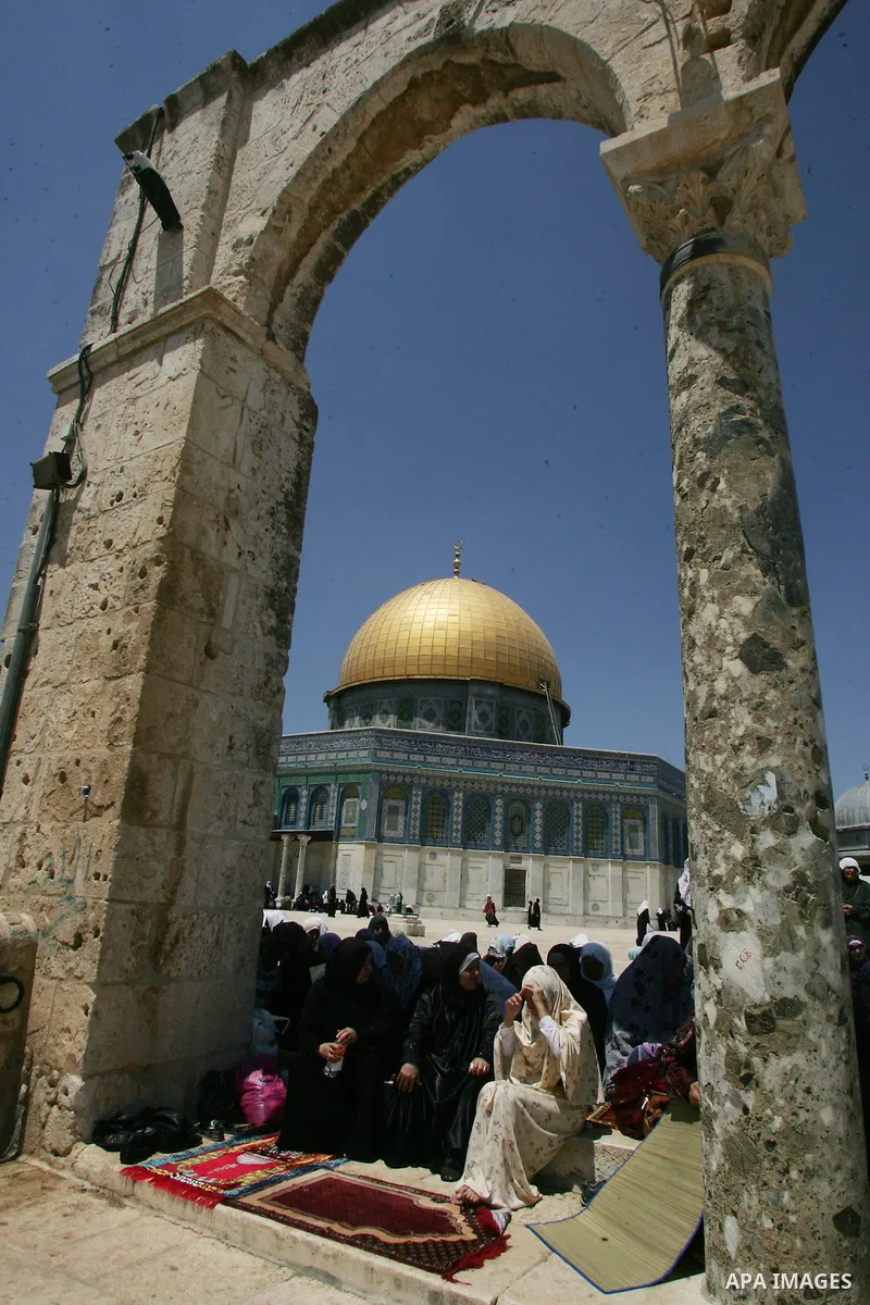 Palestinians gather for prayers at the Al Aqsa Mosque in Jerusalem, on the third Friday of the Muslim holy month of Ramadan, August 19, 2011. Muslims around the world are observing the holy fasting month of Ramadan where...