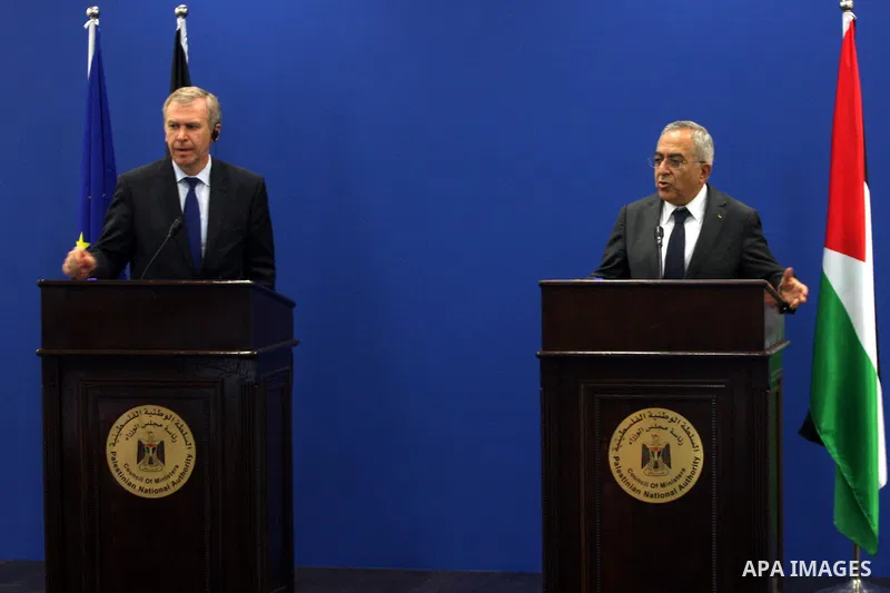 Palestinian Prime Minister Salam Fayyad and his Belgian counterpart, Yves Leterme speak to the media following their meeting in the West Bank town of Ramallah, on 05 September 2011, a day after Palestinian officials insi...