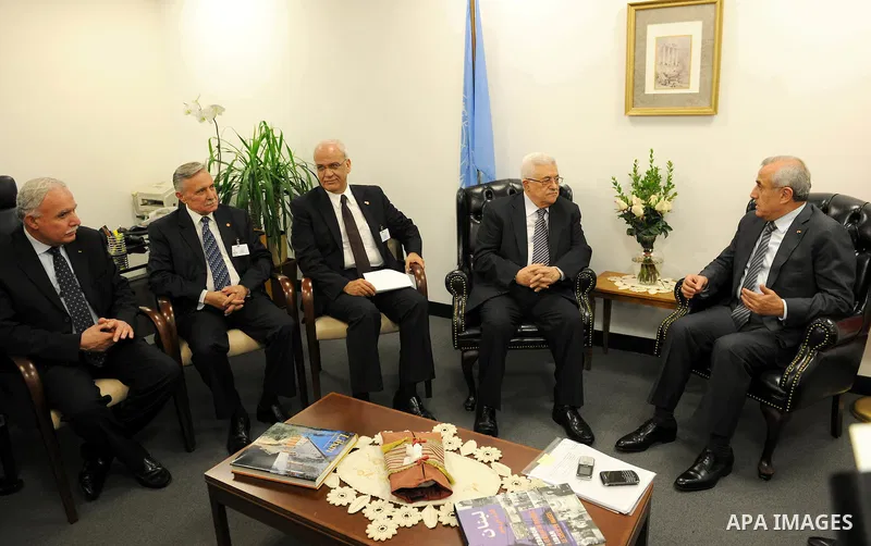Palestinian President Mahmoud Abbas (Abu Mazen) during a meeting with Lebanese President Michel Suleiman in New York on Sep. 20, 2011. Photo by Thaer Ganaim