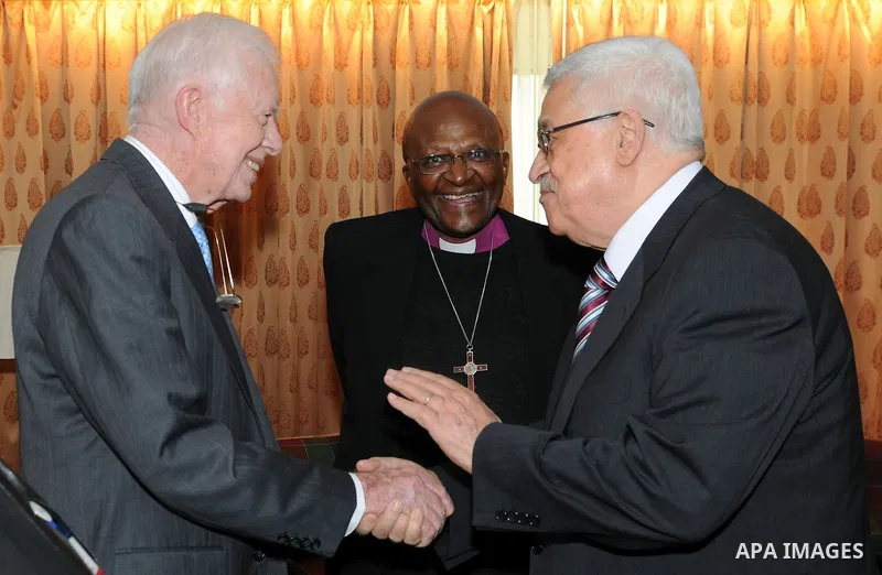 Palestinian President Mahmoud Abbas (Abu Mazen) meets with Delegation of wise men in New York on Sep. 22,2011. Photo by Mufeed Abu Hasnah