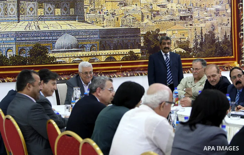 Palestinian President Mahmoud Abbas (Abu Mazen) meets with the Palestinian leadership in the West Bank city of Ramallah on Sept. 30, 2011. Photo by Thaer Ganaim