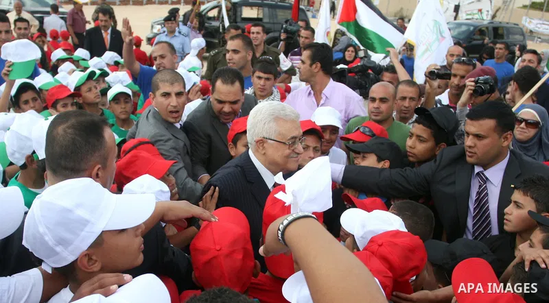 Palestinian President Mahmoud Abbas attends a rally by local school children supporting the Palestinian bid to join the United Nations in the West Bank city of Ramallah October 1, 2011. A U.N. Security Council panel on a...