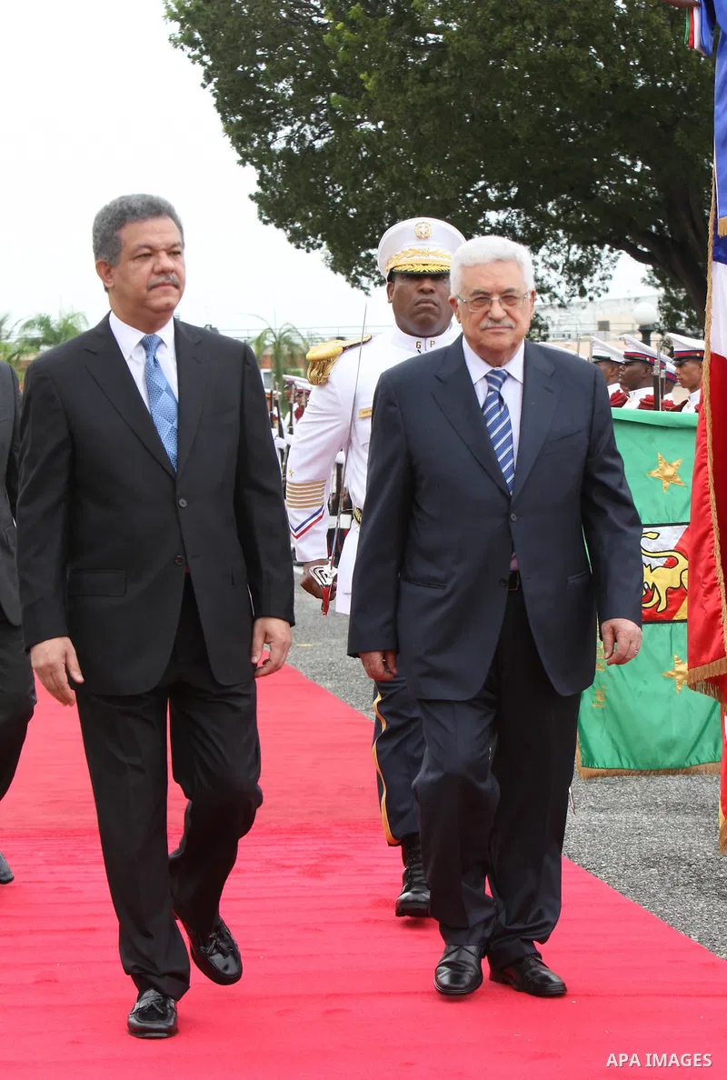 Palestinian President Mahmoud Abbas (Abu Mazen) during meeting with Dominican Republic President Leonel Fernandez in Santo Domingo, OCT,07,2011. Photo by Thaer Ganaim