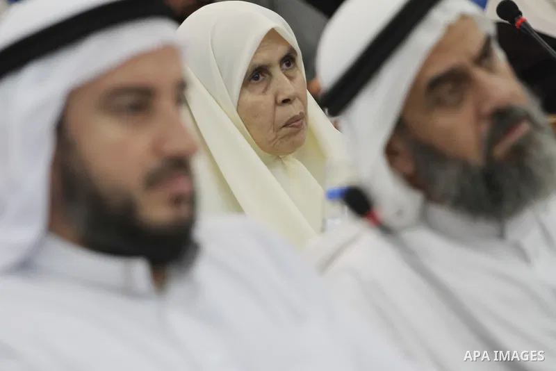A member of Hamas Parliament Marim Farahat, attend a session of the Palestinian parliament to discuss the issue of the Palestinian prisoners jailed in Israel, in Gaza City on Oct. 09, 2011. Photo by Mohammed Asad