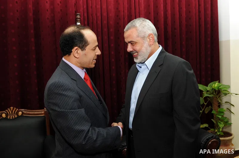 Palestinian prime minister in Gaza Strip, Ismail Haniya meets with the Egyptian media delegation at his office in Gaza city on Oct. 12,2011. Photo by Ahmed Shaat