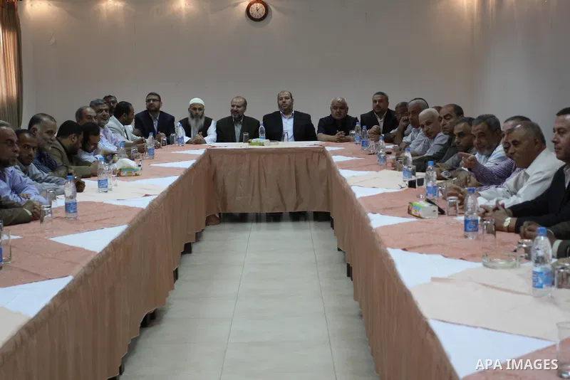 Palestinian factions leaders attend a meeting with the participation of all human rights organizations to discuss how to receive prisoners held in Israeli jails in Gaza City, oct, 15. 2011. Photo by Mohammed Asad