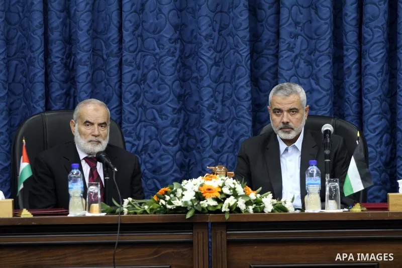 Palestinian prime minister Ismail Haniyeh in Gaza Strip, during meeting with Members of the government Palestinian To discuss the prisoner deal in Gaza city, oct. 16, 2011. Israeli soldier Gilad Shalit will be freed from...