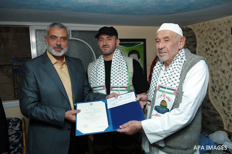 Palestinian Prime Minister in Gaza, Ismail Haniyeh during his visit to prisoners of editors in the provinces of Central and Khan Younis in Gaza strip, Oct. 22, 2011. Photo by Ahmed Shaat