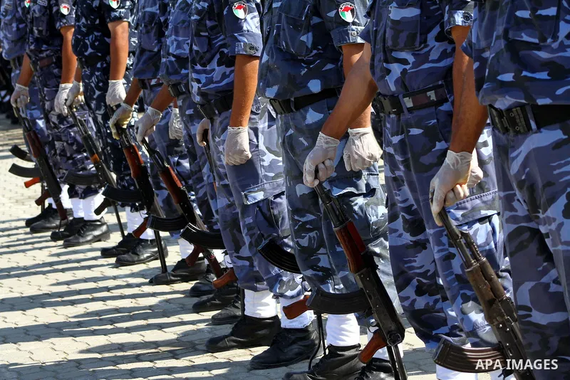 Hamas police officers demonstrate their skills during a ceremony in Gaza City in front of the media and Palestinian prisoners released in a recent swap between Hamas and Israel October 27, 2011. The Egyptian-brokered swa...