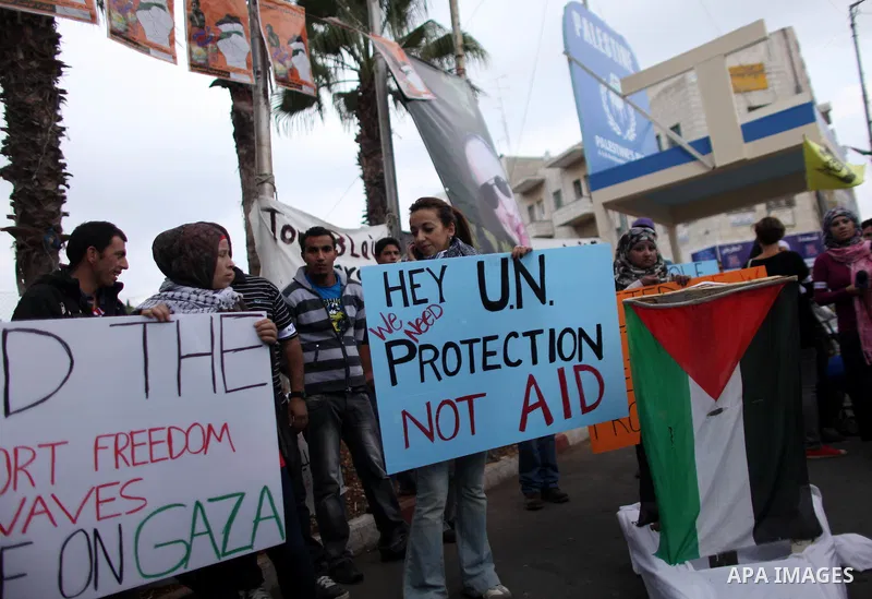 Palestinians protest against the Israeli blockade on the Gaza Strip, in the West Bank city of Ramallah Thursday, November 3, 2011. Photo by Issam Rimawi