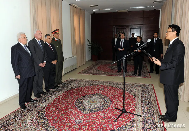 Palestinian President Mahmoud Abbas (Abu Mazen) during accept the credentials of a number of ambassadors today in Ramalla on Nov. 05, 2011. Photo by Mufeed Abu Hasnah