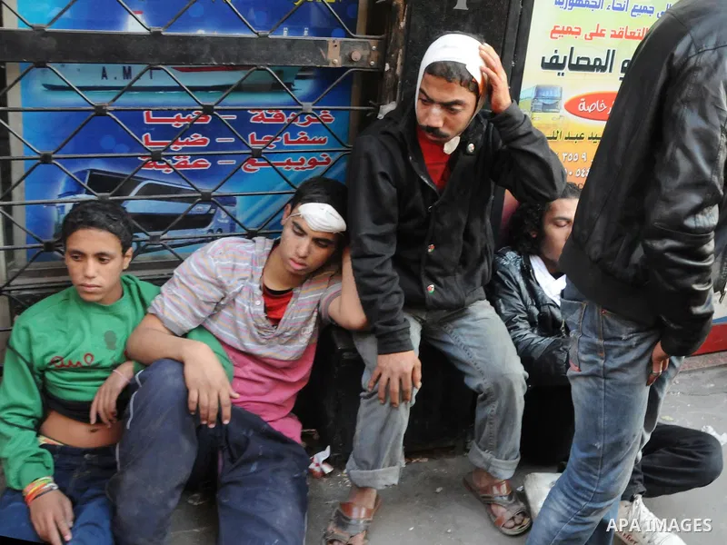 Egyptian protesters clash with security forces on the third day of at Tahrir Square in Cairo on November 21, 2011. Fresh clashes erupted in Cairo's Tahrir Square between police and protesters demanding the end of army ru...