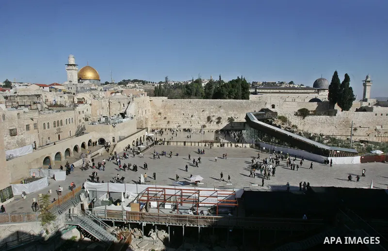 A wooden bridge leading to the Al Aqsa Mosque compound, known by the Jews as the Temple Mount is seen in Jerusalem's Old city, Monday, DEC. 01, 2011. An Israeli official says Prime Minister Benjamin Netanyahu has postpon...