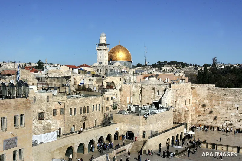 A wooden bridge leading to the Al Aqsa Mosque compound, known by the Jews as the Temple Mount is seen in Jerusalem's Old city, Monday, DEC. 01, 2011. An Israeli official says Prime Minister Benjamin Netanyahu has postpon...