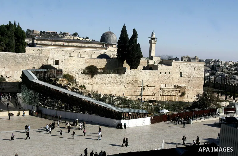 A wooden bridge leading to the Al Aqsa Mosque compound, known by the Jews as the Temple Mount is seen in Jerusalem's Old city, Monday, DEC. 01, 2011. An Israeli official says Prime Minister Benjamin Netanyahu has postpon...