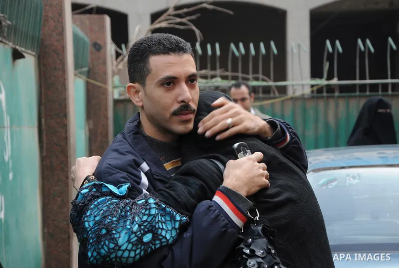 People at Al Azhar attend the funeral of Emad Effat, a senior official of Egypt's Dar al-Iftah who died in recent clashes, in Cairo December 17, 2011. Effat's wife Nashwa Abel-Fattah, told Reuters he died from a gunshot...