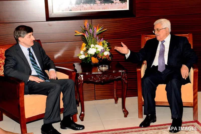 Palestinian President, Mahmoud Abbas (Abu Mazen) meet with Jack Wallace, the former U.S. general Consul, in the West Bank city of Ramallah on Dec. 17, 2011. Photo by Mufeed Abu Hasna