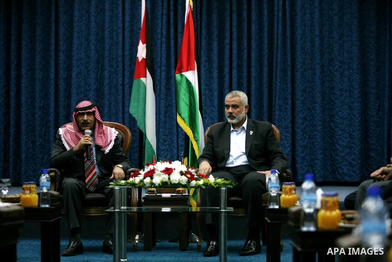Palestinian Prime Minister in Gaza Strip, Ismail Haniyeh, receives the delegation from the Jordanian Hashemite Charity Organization, in Gaza City. 21. 2011. Photo by Ashraf Amra