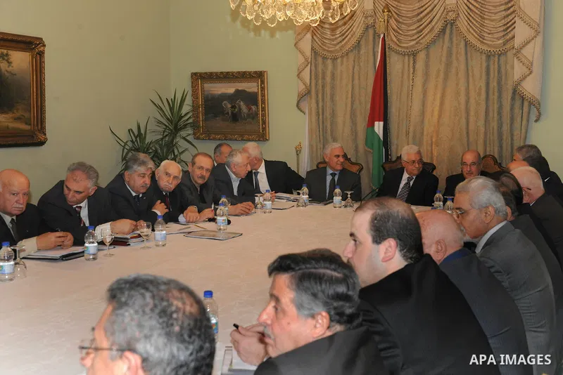 Palestinian President, Mahmoud Abbas (Abu Mazen), meets with Palestinian Fatah movement members and the leaders of Palestinian factions in Cairo on December 22, 2011.Palestinian factions, led by the former rivals Hamas a...
